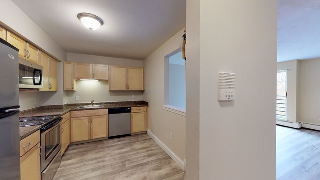 Highland House Apartments - Randolph Ma Apartment Finder