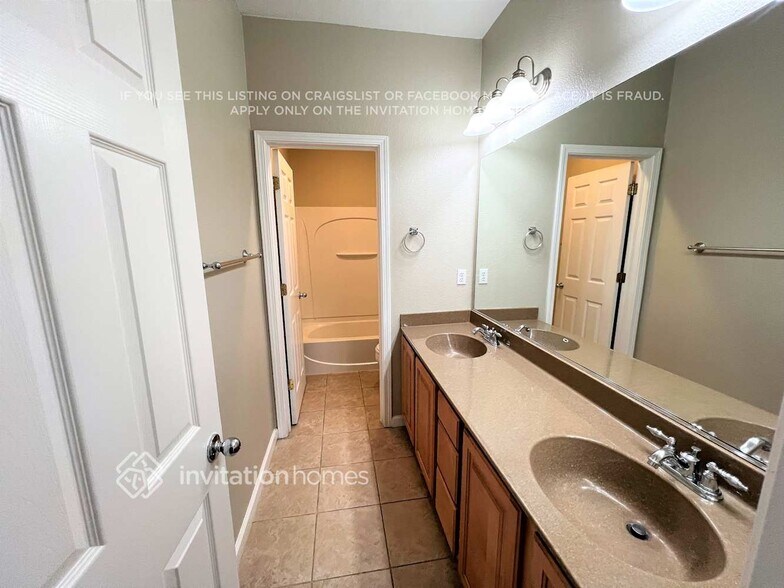 Building Photo - 1230 Barnhill Ln