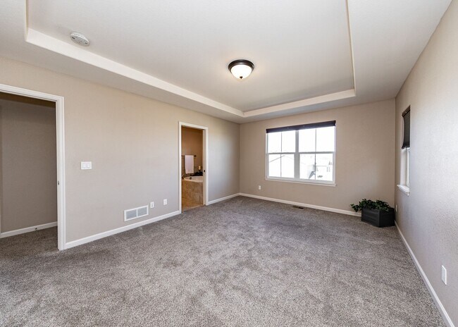 Building Photo - Westside home in Desirable Gold Hill Mesa ...