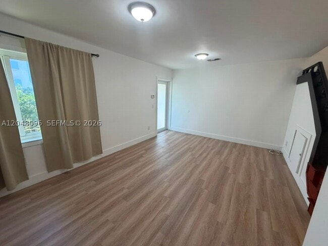 Building Photo - 655 85th St