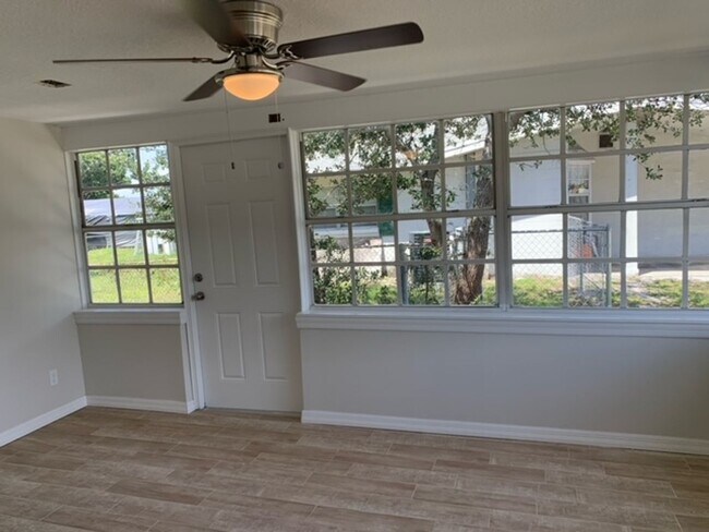 Building Photo - 2831 Eau Gallie Blvd