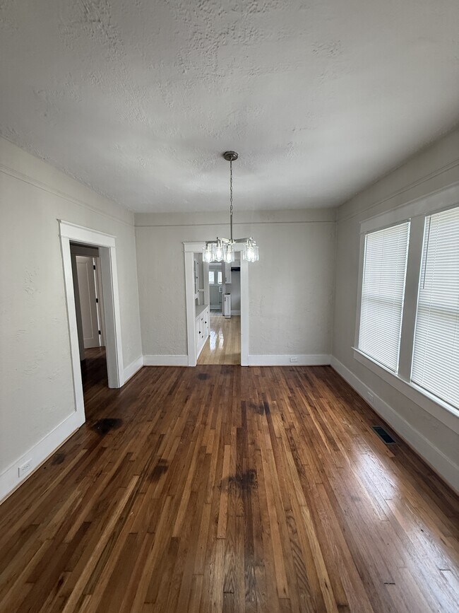 Building Photo - 208 58th St N