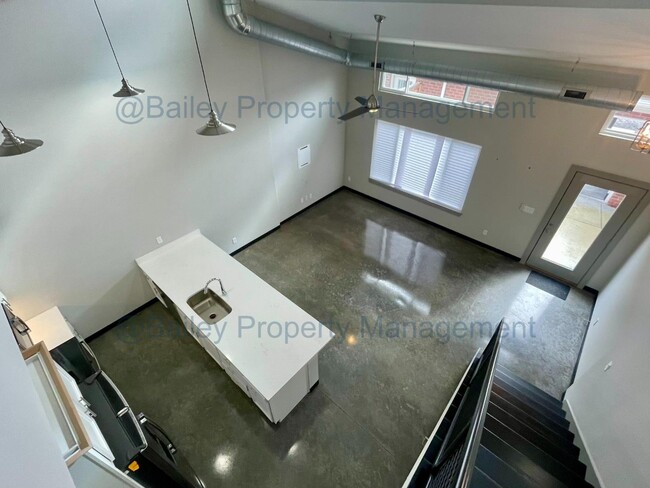 Building Photo - 3814 Jett Ln