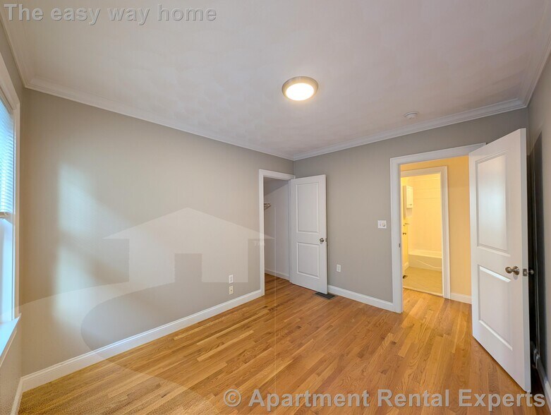 Building Photo - 615 Boston Ave