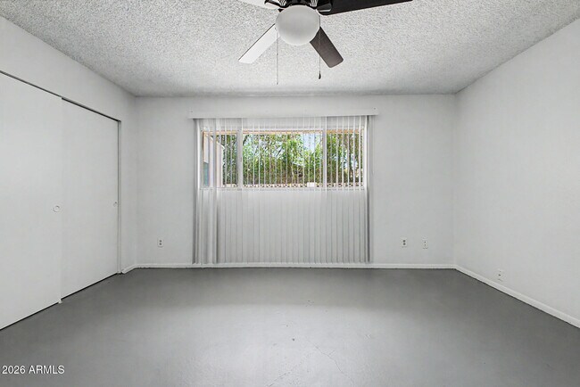 Building Photo - 4401 S Rita Ln