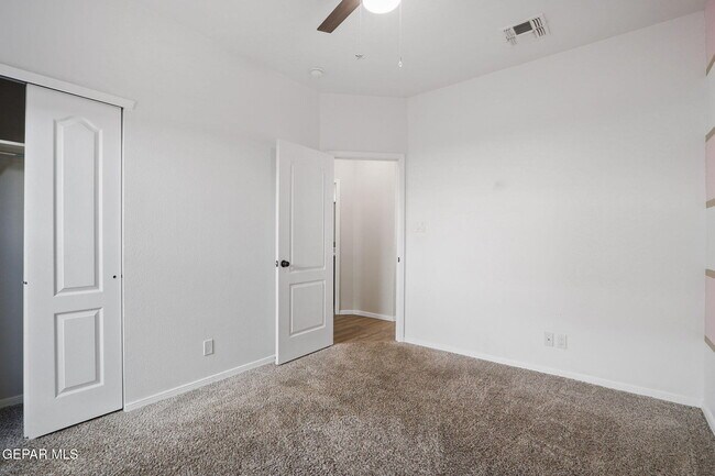 Building Photo - 13661 Holbeck St