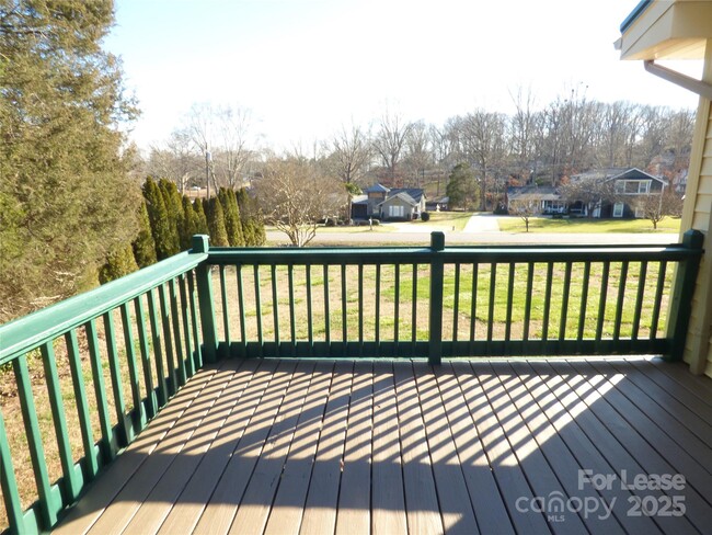 Building Photo - 286 Wood Duck Loop