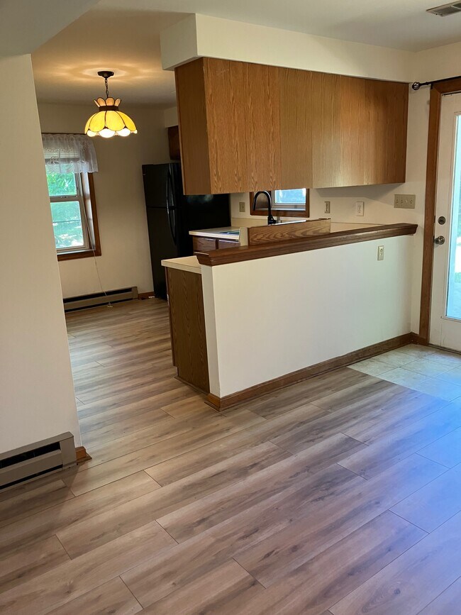 Building Photo - 129 Fenway Dr