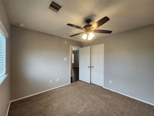 Building Photo - 22034 Guston Hall Ln