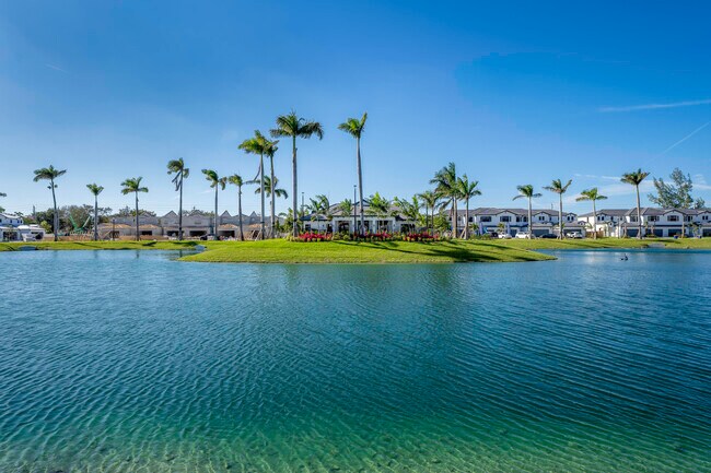 Primary Photo - 3024 Green Palm Ct