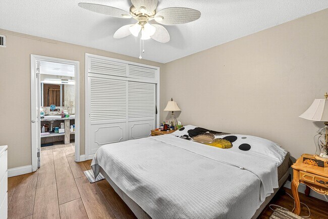 Building Photo - 50 Celestial Way