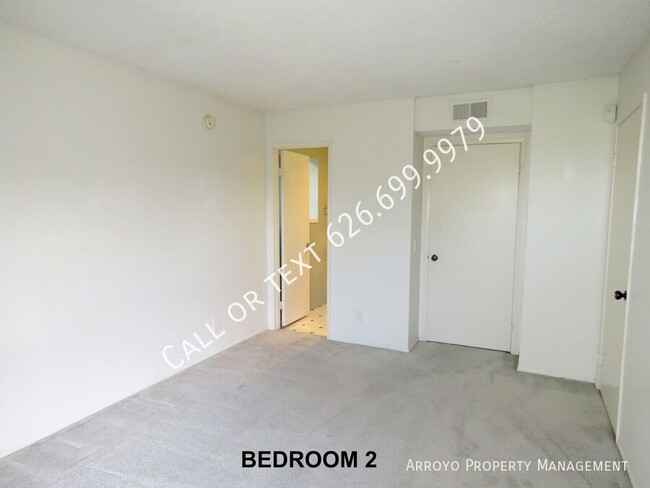 Building Photo - 617 Cabrillo Villas
