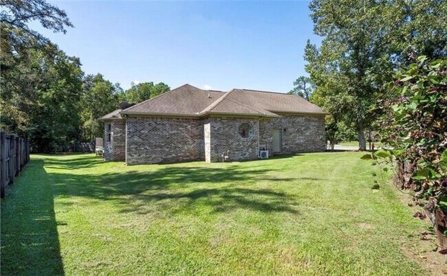 Building Photo - 3731 Praline Ct