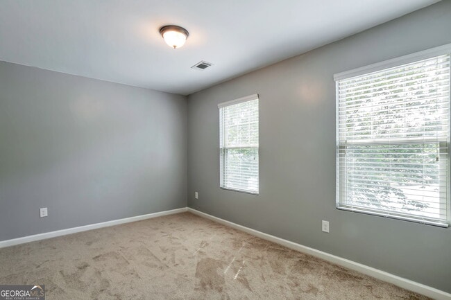 Building Photo - 4098 Clay Ct SE