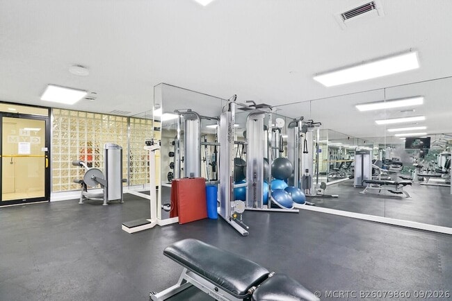 Building Photo - 3966 N Ocean Dr