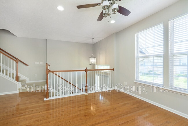 Building Photo - 8333 Clayhurst Dr