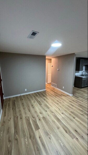 Building Photo - 1145 St Rose Ln