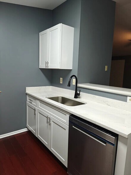 Building Photo - 1424 Keys Crossing Dr NE