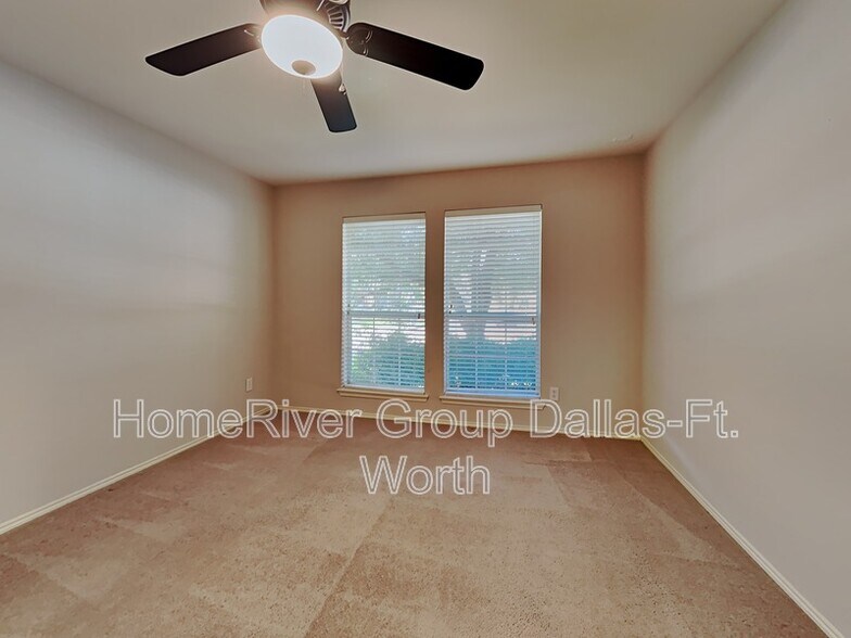 Building Photo - 5900 Calloway Dr