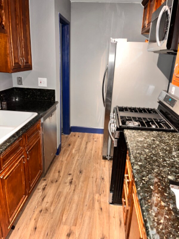 Building Photo - 4762 Greenholme Dr