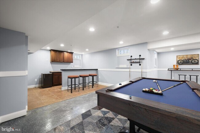 Building Photo - 8314 Sunnybrook Ct