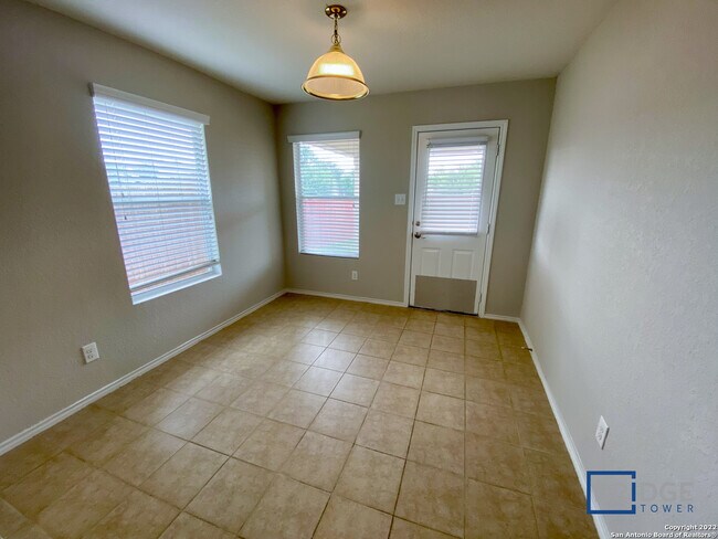 Building Photo - 9218 Hanover Cove