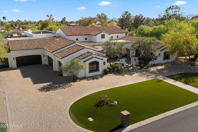 Building Photo - 8515 E Sutton Dr