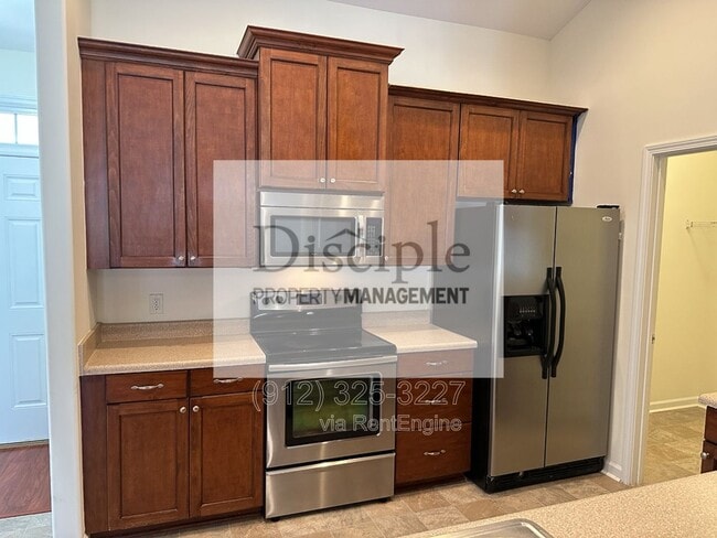 Building Photo - 20 Wesleyan Dr