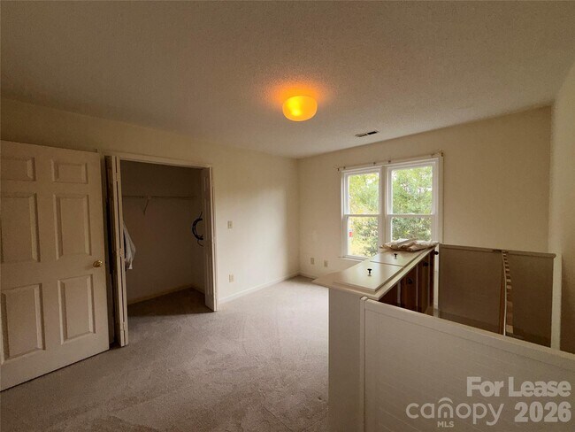 Building Photo - 118 Sunfish Dr