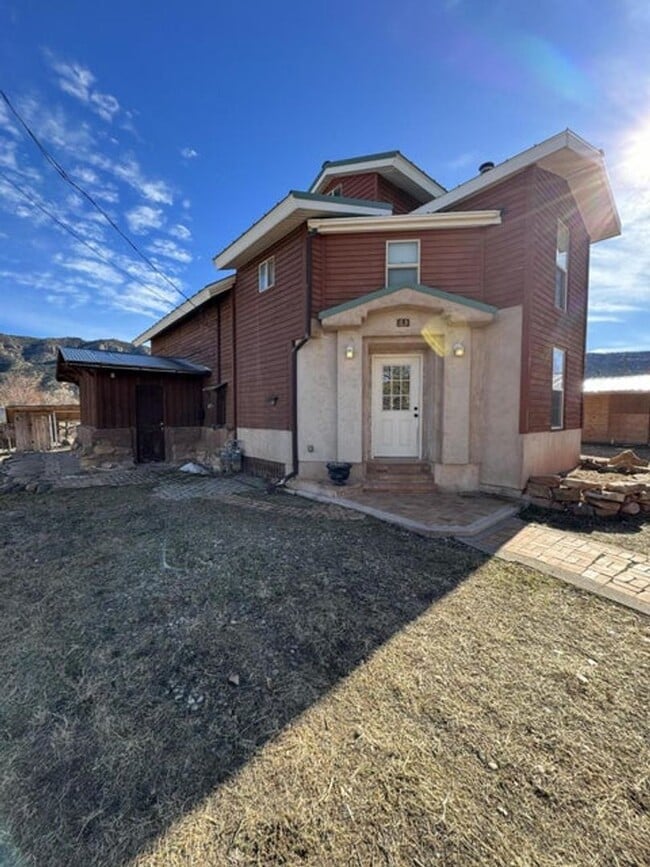 Building Photo - Spacious 2 Bedroom home in Paragonah