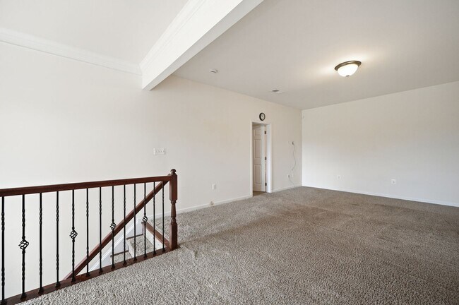 Building Photo - 24267 Purple Finch Dr