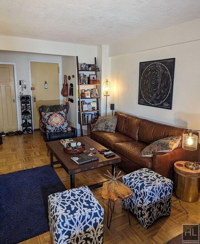 Building Photo - JAY ST