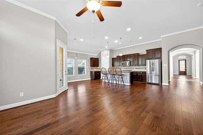 Building Photo - 14 S Sawbridge Cir