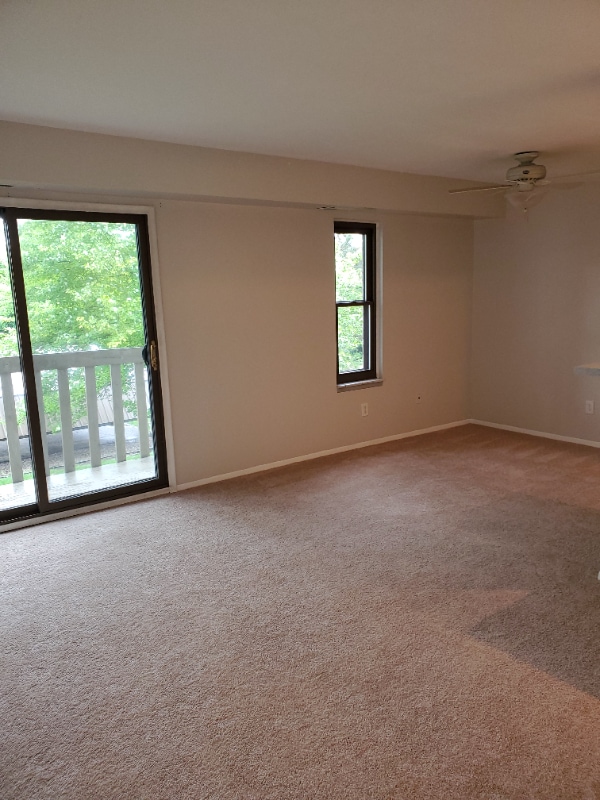 Building Photo - 31993 W 12 Mile Rd