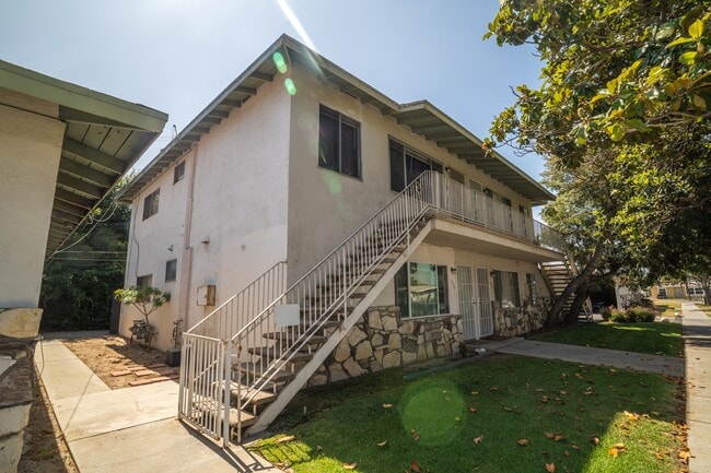 Building Photo - Hayland Apts