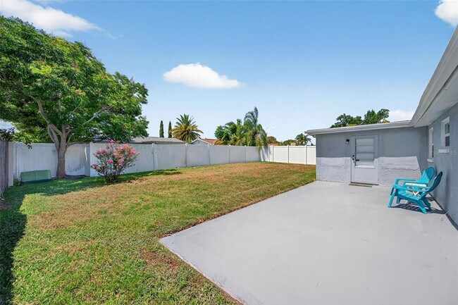 Building Photo - 7104 Castanea Dr