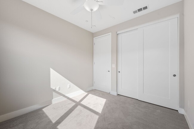 Building Photo - 4372 Paxton Pl