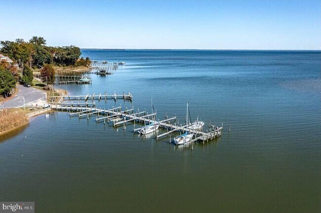 Building Photo - 2492 N Independence Dr