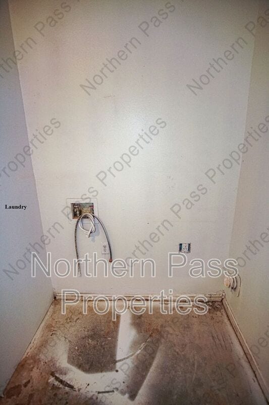 Building Photo - 284 Sandy Hills Ln