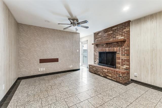 Building Photo - 9210 Larchwood Dr