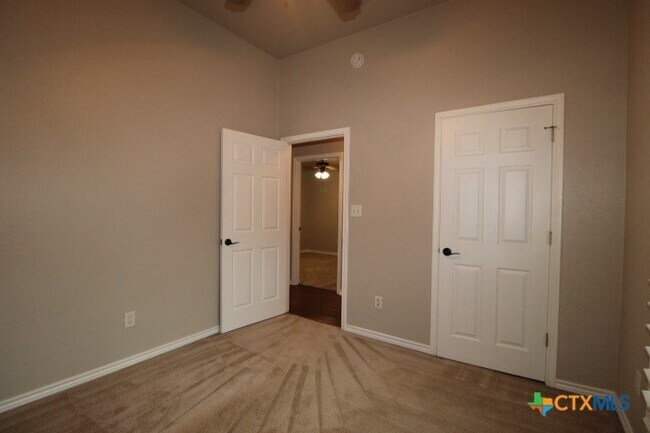 Building Photo - 603 Mustang Trail