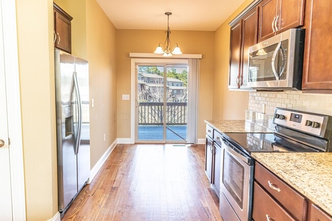 Building Photo - 113 Cypress Cir