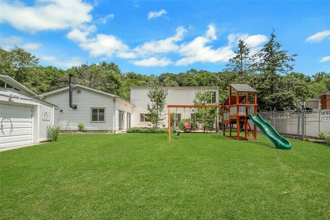Building Photo - 77 Greenwood Ln