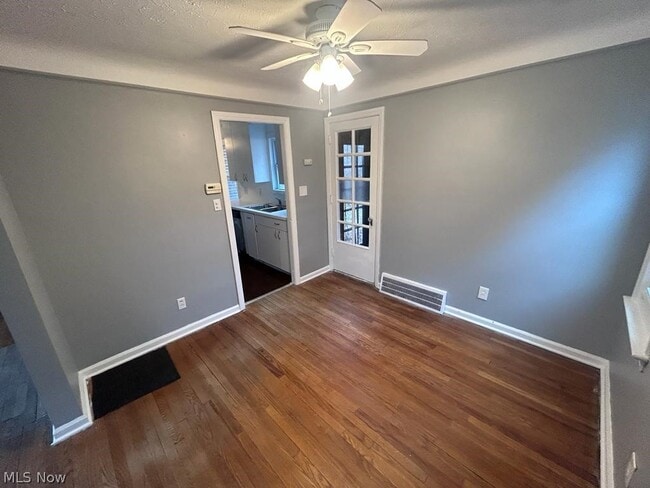 Building Photo - 4843 Westbourne Rd