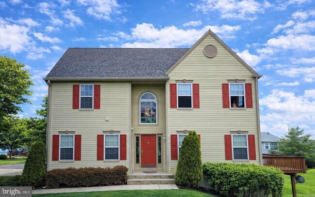 Building Photo - 115 Farrington Ct