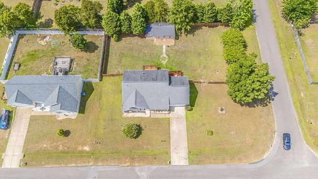 Building Photo - 289 Strike Eagle Dr