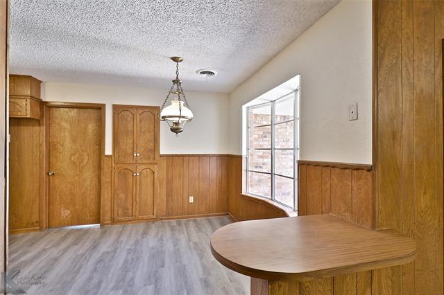 Building Photo - 3718 Brookhollow Dr