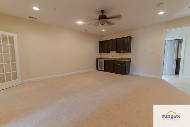 Building Photo - 11227 Terrace Ln