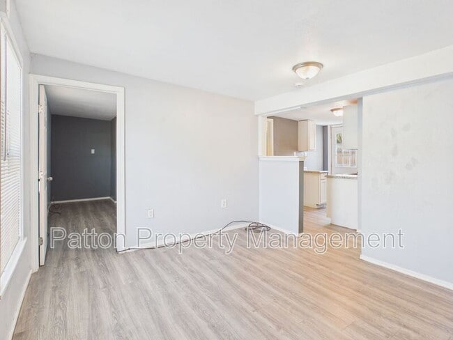 Building Photo - 2718 Duncan Dr