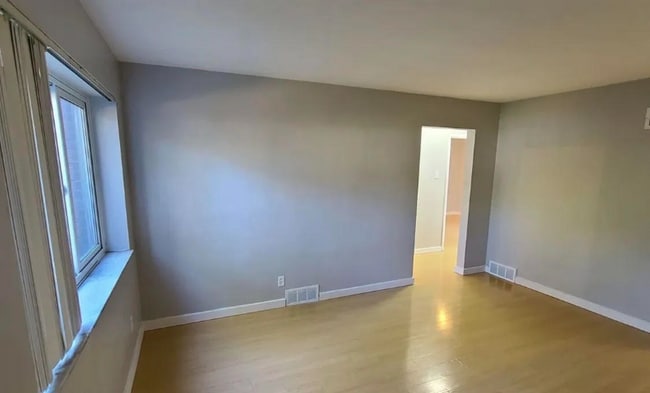 Building Photo - 8700 Crocus Ln